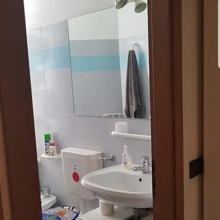Affitto Stanza דירה רו